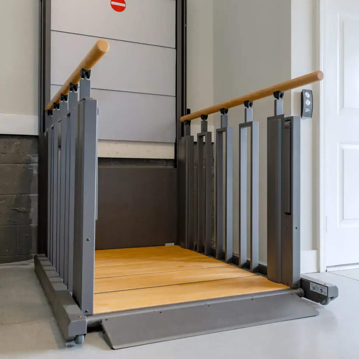 FlexStep in platform lift mode